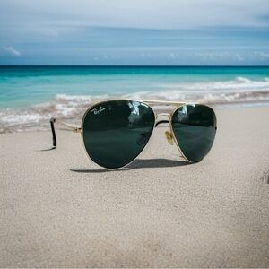 Vintage Ray-Ban Gold Metal Frame Aviator Sunglasses UV Protection